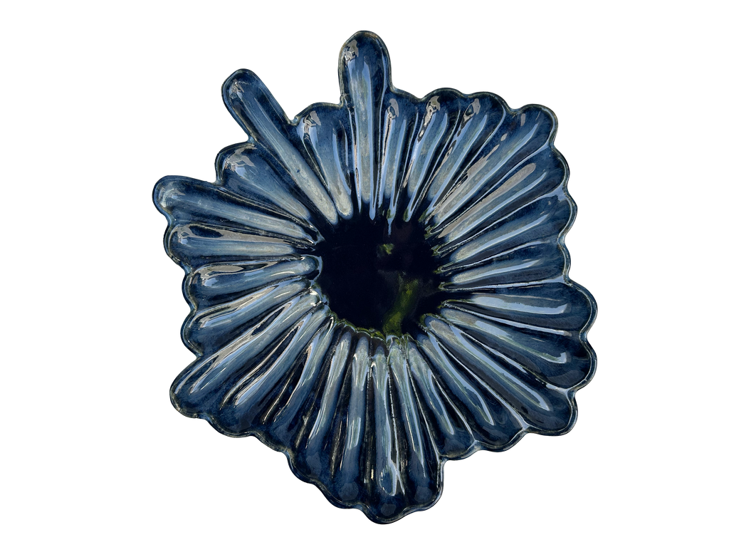 Ruffle Rain with Stand #4
